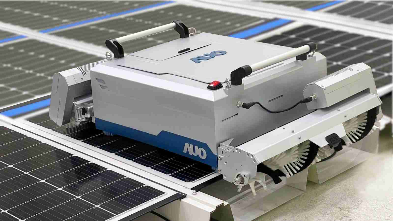 赏金国际致力EPC场域技术升级，，，，导入清洁机器人搭配传感器与AI数据分析，，，大幅减少维运成本